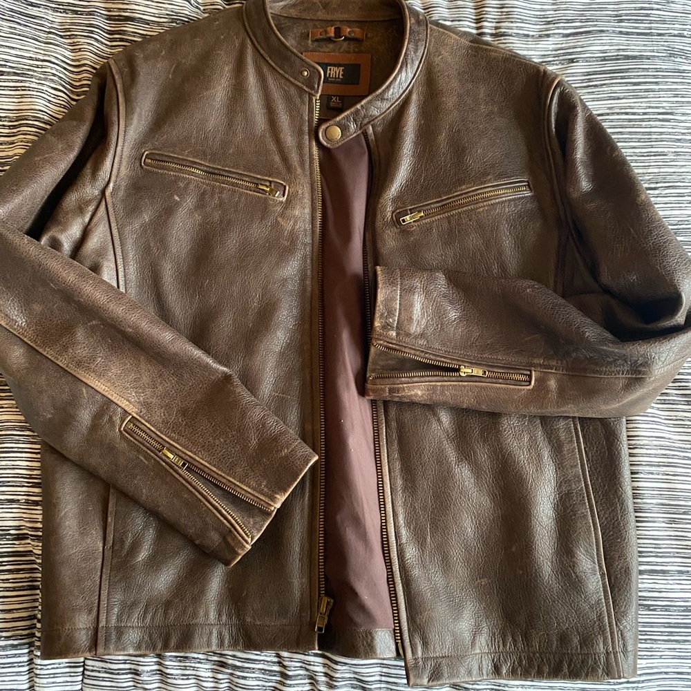 Frye Leather Moto jacket. Mens XL. EUC